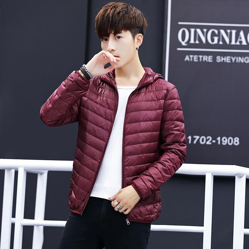 2023 invierno de los hombres de la pluma ligera Chaqueta de algodón acolchado corto Delgado casual stand collar encapuchado Chaqueta de algodón acolchado cálido chaqueta acolchada de algodón