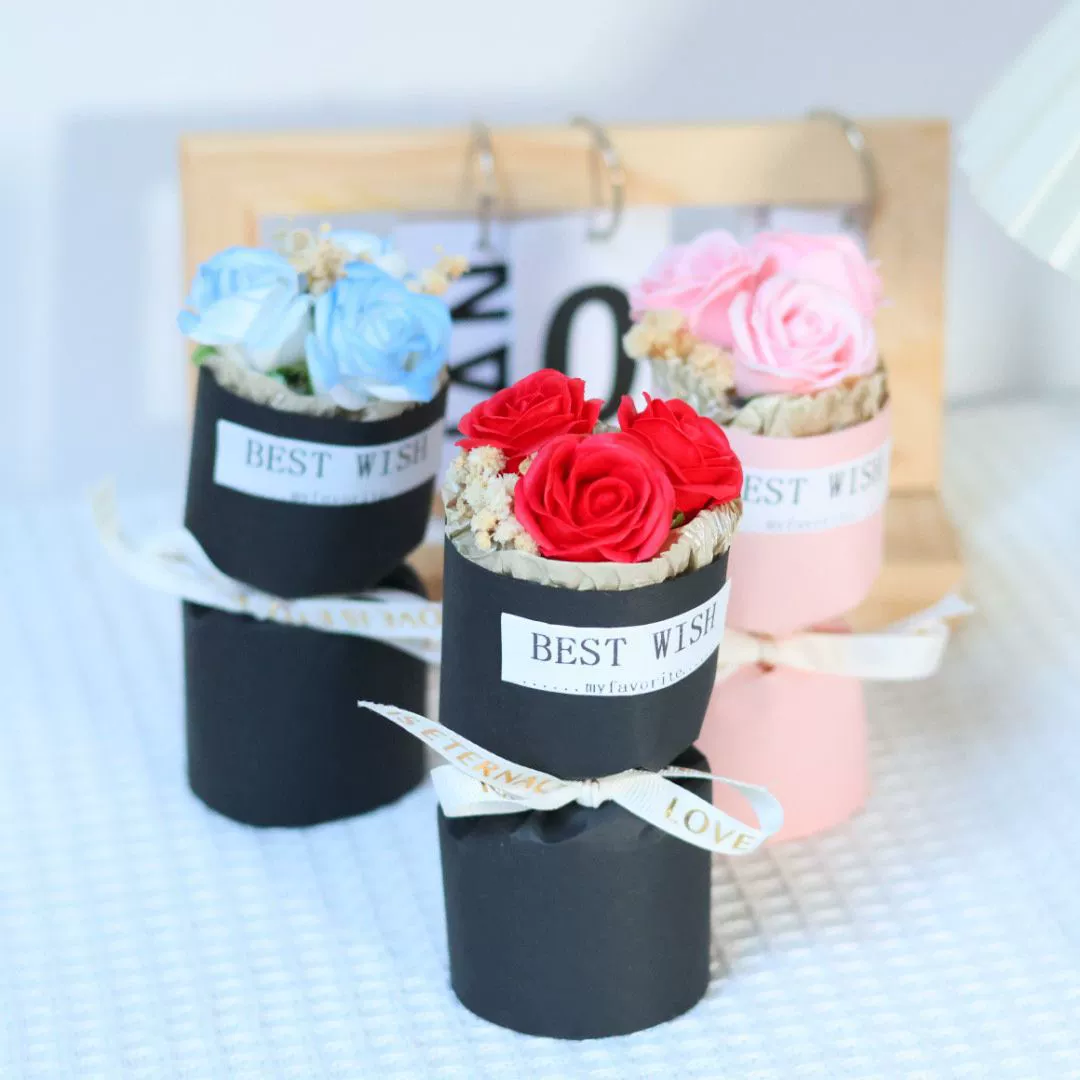 Pocket ins Meet Маленький букет MINI подарочные украшения для автомобиля Выход мини розы розовый автомобиль 520