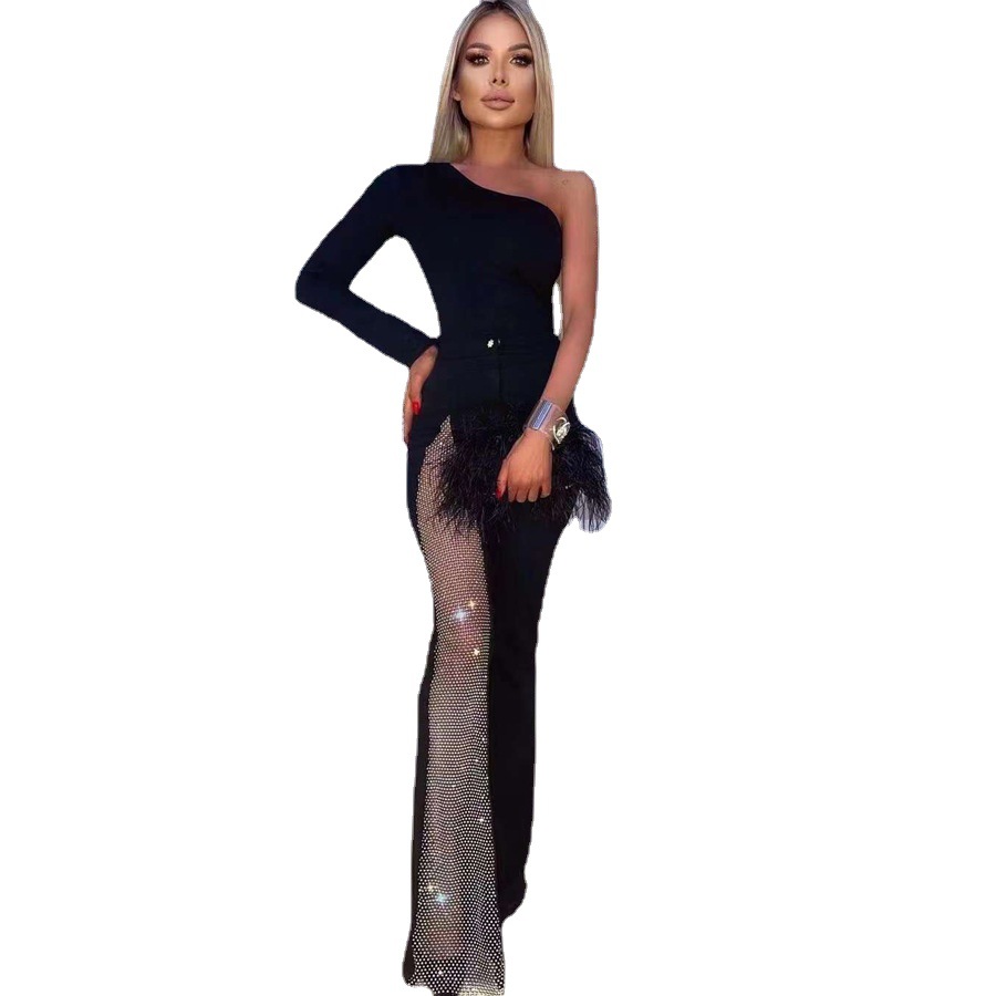 Vestido de fiesta de noche sexy con hombros asimétricos, manga larga, malla y pedrería, estilo europeo y americano, tipo mono con vendaje.