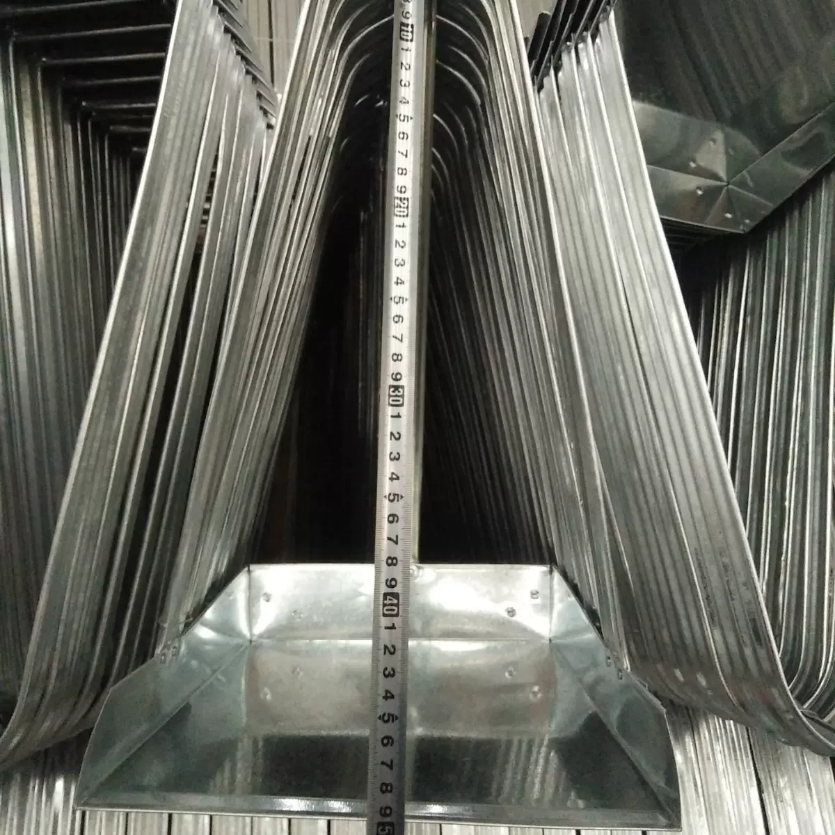 厂家货源铁扒斗 簸箕50高 大容量镀锌铁皮垃圾铲家用清洁工具