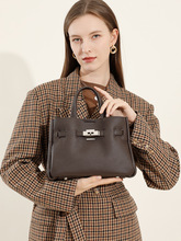 ��Ƥ㼑��K����n��С���r�а����r�аٴ��p���L����б��Ů��