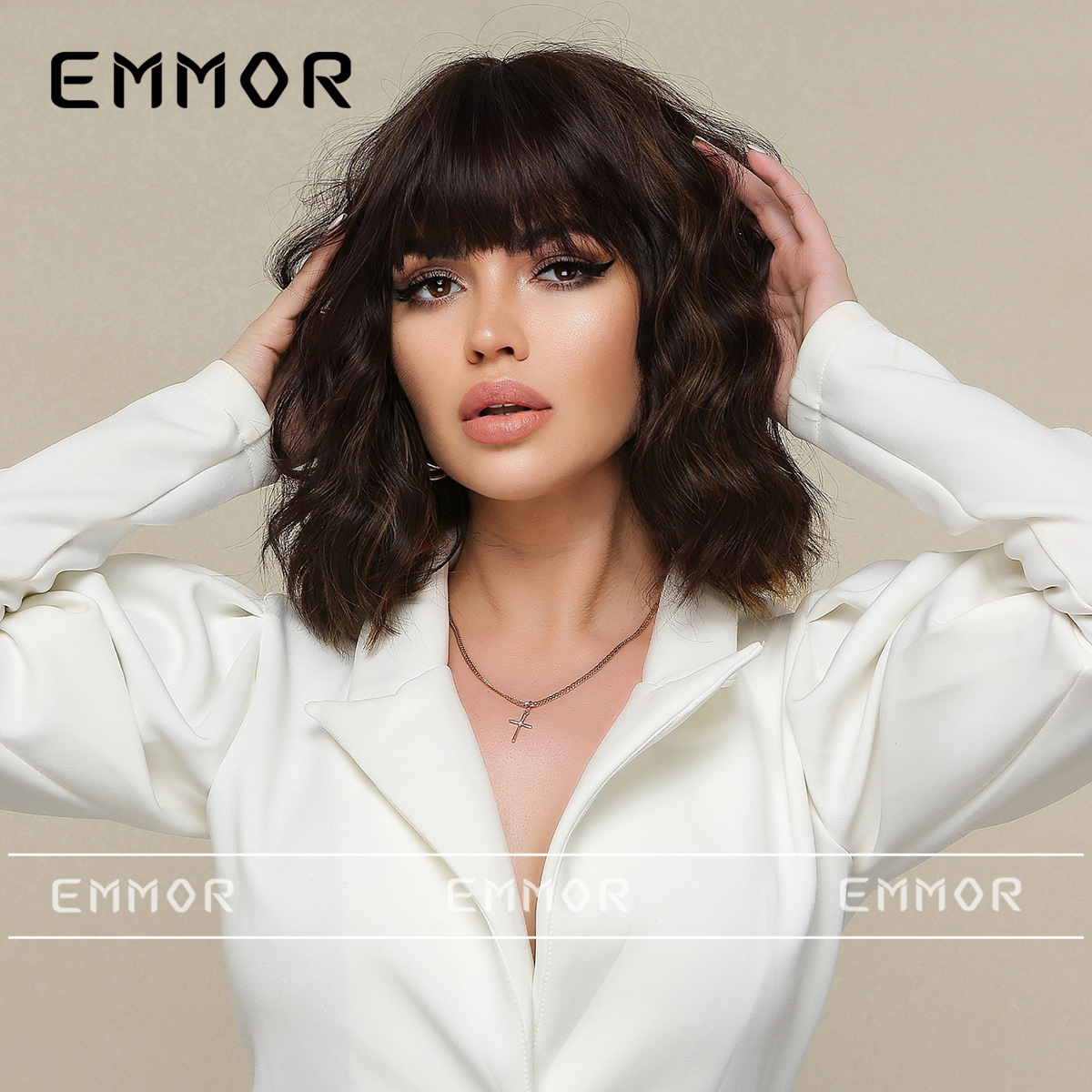 Venta caliente transfronteriza europea y americana peluca femenina flequillo recto hombro marrón negro Pelo Rizado cabeza completa peluca venta directa de fábrica