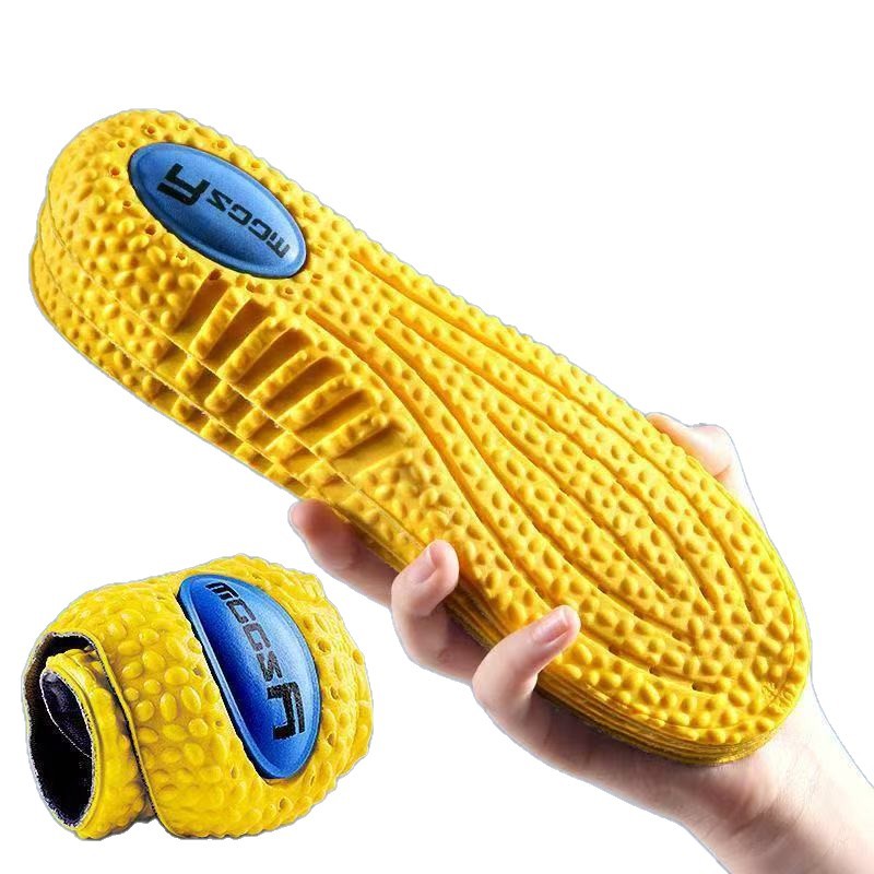 Zapatillas deportivas antiodorificantes para hombres amortiguadores respirantes absorción de sudor almohadilla de látex pisar la sensación de desodorización de baloncesto para aumentar la altura de las mujeres en verano