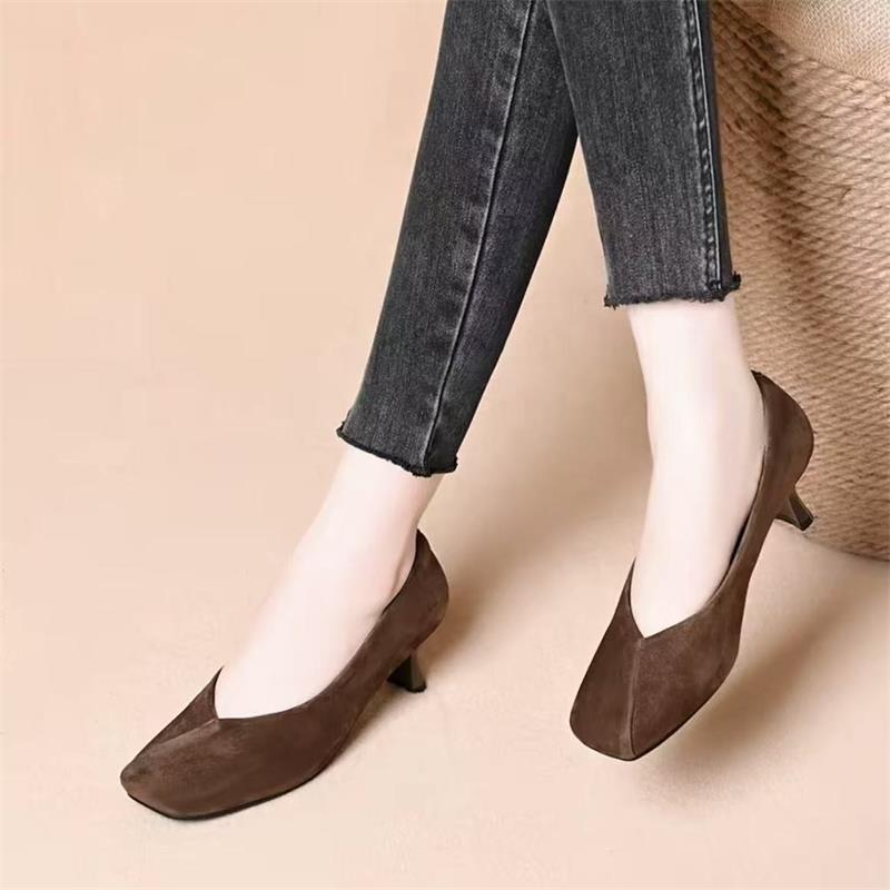 zapatos de tacones negros para mujeres 2026 nuevo trabajo profesional de primavera y verano poco profundo zapatos de viaje de punta de tacones delgados
