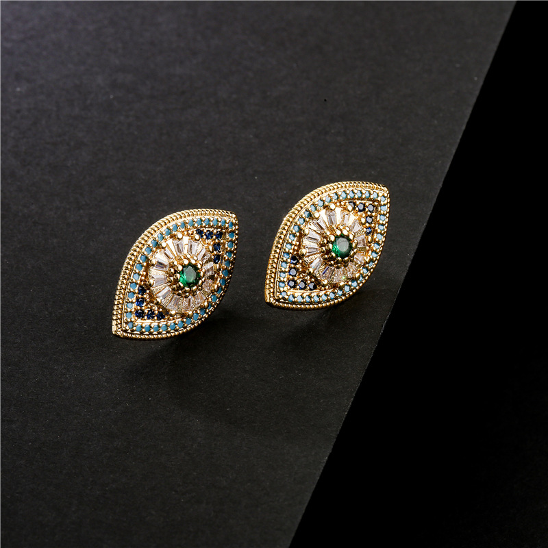 Fashion Copper Micro-inlaid Zircon Eye-shaped Earrings display picture 4