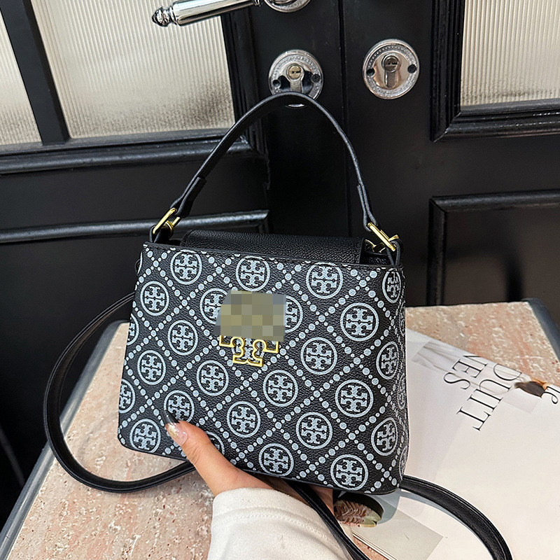 Bolsos transfronterizos de nueva marca de moda para mujer, flores antiguas, retro, charol europeo y americano, bolsos de alta capacidad, bolsos populares de todo fósforo