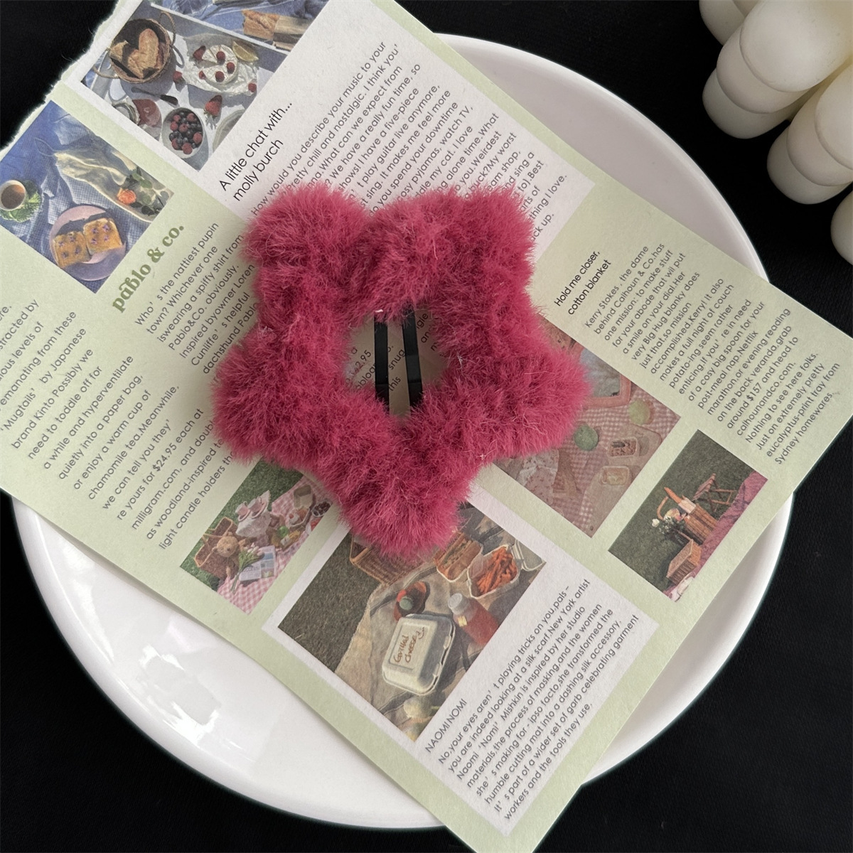 Thick-haired five-pointed star [red]