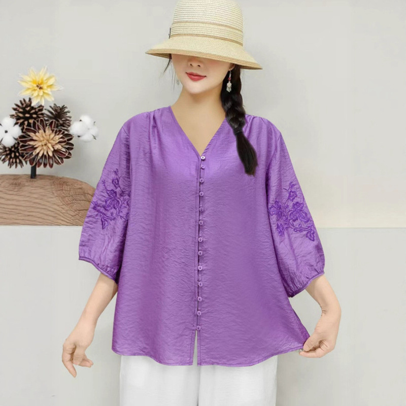 Real Shot of Solid Color Shirt, Summer Thin Style, Loose Fit, Slimming Cardigan Design, Short-Sleeve V-Neck Top for Mothers
