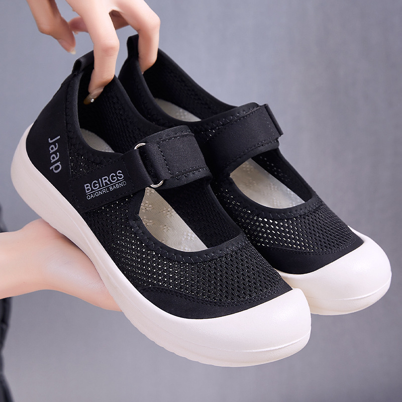 Zapatos de mujer todo-fósforo verano nuevo estilo cómodo zapatos perezosos zapatos casuales transpirables transfronterizos cómodos zapatos de tela de mujer con velcro