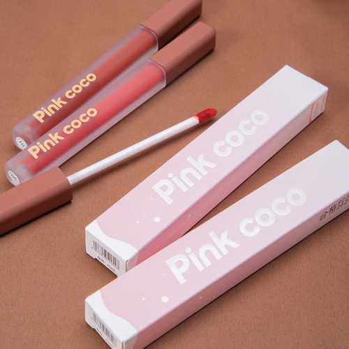 Pink coco lip glaze matte velvet matte lip glaze whitening color easy to color powder matte lip glaze