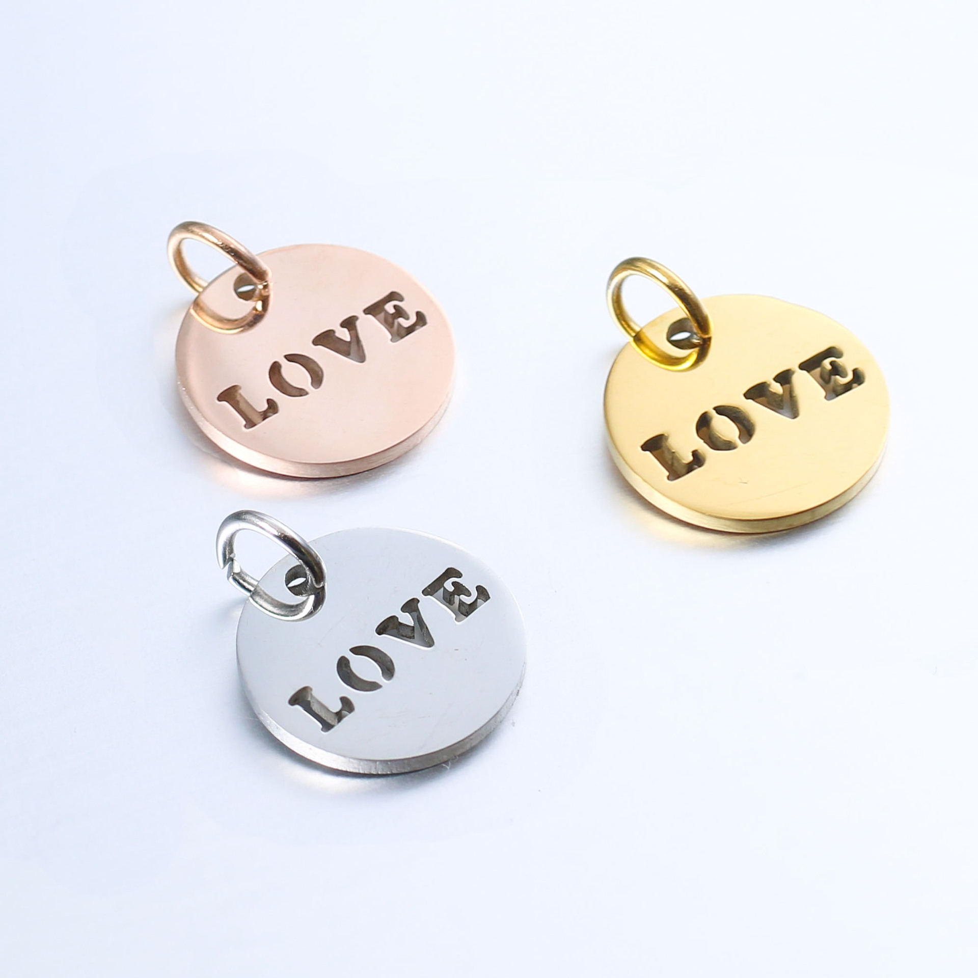 DOOYIO 5 teile/los Edelstahl Charms Runde Hohl-out Liebe Anhänger DIY Halskette Ohrring Schmuck Handgemachte Accessoires – Detail 4