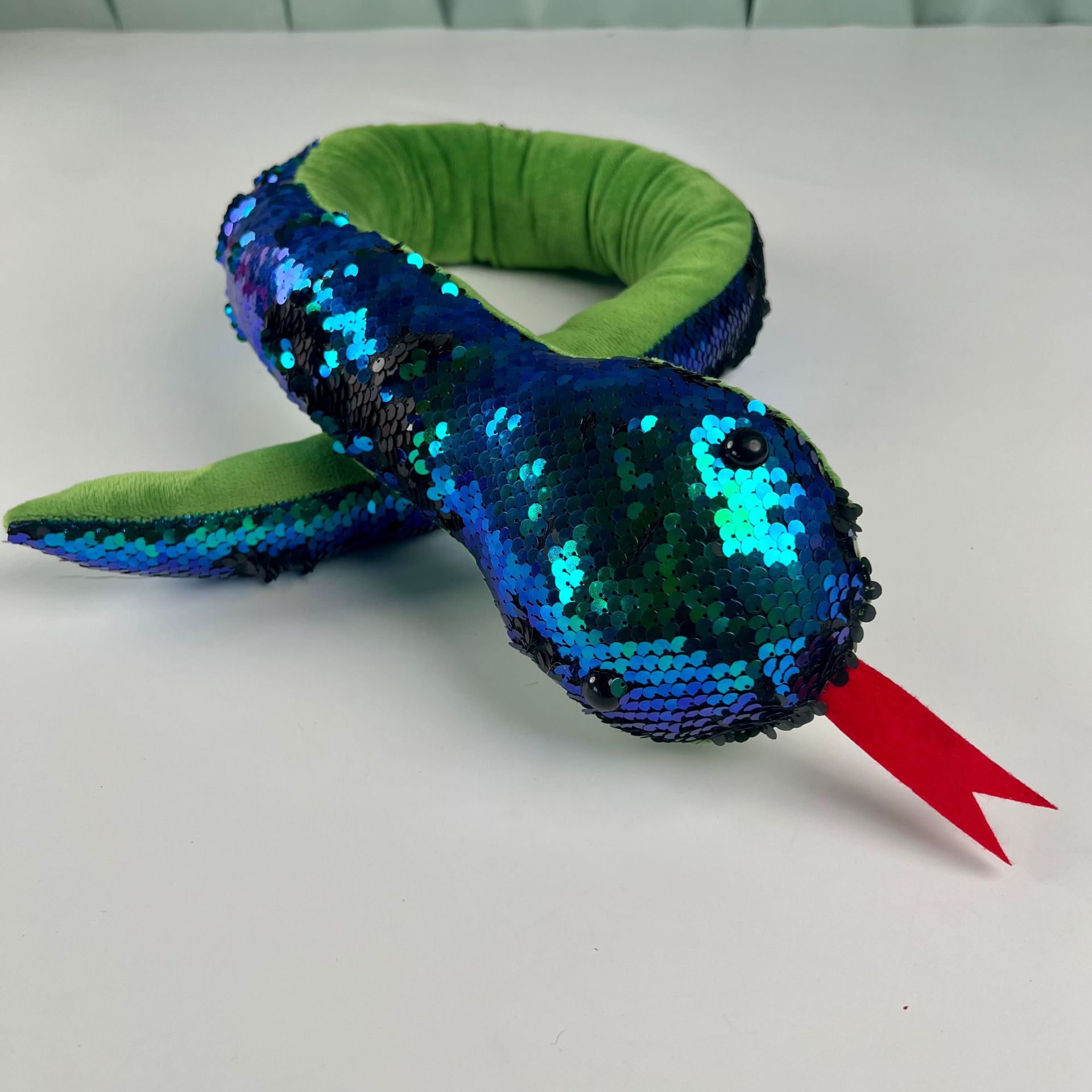 레이저 그린 블랙