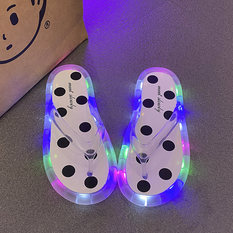 Autumn Internet Hot-Selling Women's LED Light-Up Cool Flip-Flops 2026 Fashionable Polka Dot Thick-Soled Sandals Autumn Internet Hot-Selling Women's LED Light-Up Cool Flip-Flops 2026 Fashionable Polka Dot Thick-Soled Sandals