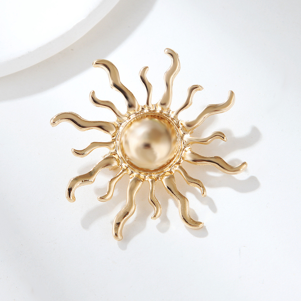 Simple Style Sun Zinc Alloy Women's Brooches display picture 4