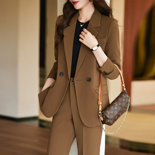 �r�й��Gɫ���b����Ů2024�＾�¿��I�b�߼��К��|���e�������b