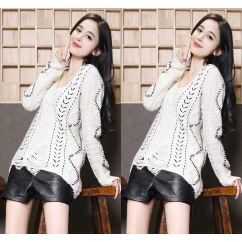 Gulina Zha Shen Yien Celebrity-Inspired 2022 Fashion White Long-Sleeve Hollow-Out Mixed-Color Knitted Pullover Sweater for Women Gulina Zha Shen Yien Celebrity-Inspired 2022 Fashion White Long-Sleeve Hollow-Out Mixed-Color Knitted Pullover Sweater for Women