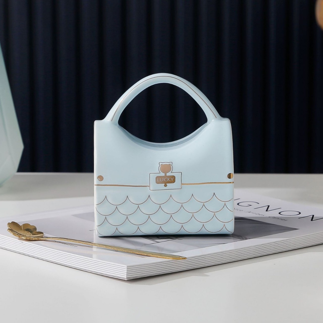 Bolsas creativas de explosión transfronteriza, tazas de café doradas, platos de oficina, tazas de cerámica domésticas, tazas de agua, tazas de leche para desayuno