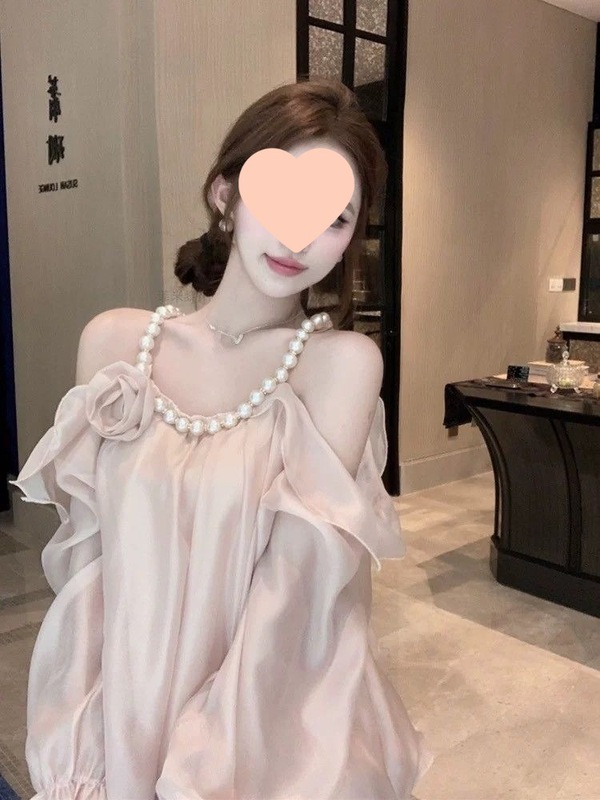 立体花朵珍珠挂脖露肩仙女漂亮超好看衬衫2025法式复古设计感衬衣|undefined