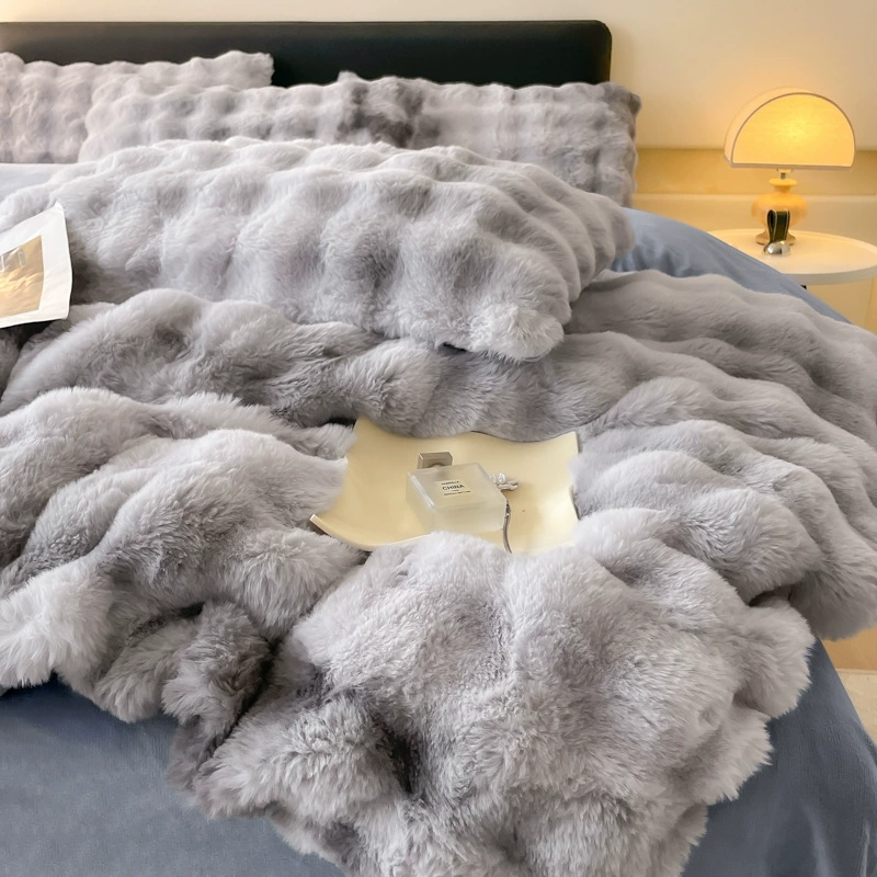 Постельное белье Velvet с кроликом крупной фактуры, комплект 4 предмета, пододеяльник из кораллового флиса Extremely warm