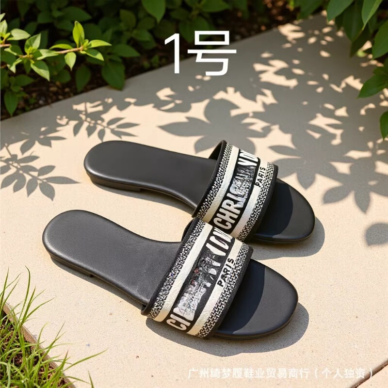 Cross-Border Summer D-Brand Women's Outdoor Slippers 2026 New Fashion Letter Flat Slide Sandals Fairy Style Cool Slippers Cross-Border Summer D-Brand Women's Outdoor Slippers 2026 New Fashion Letter Flat Slide Sandals Fairy Style Cool Slippers