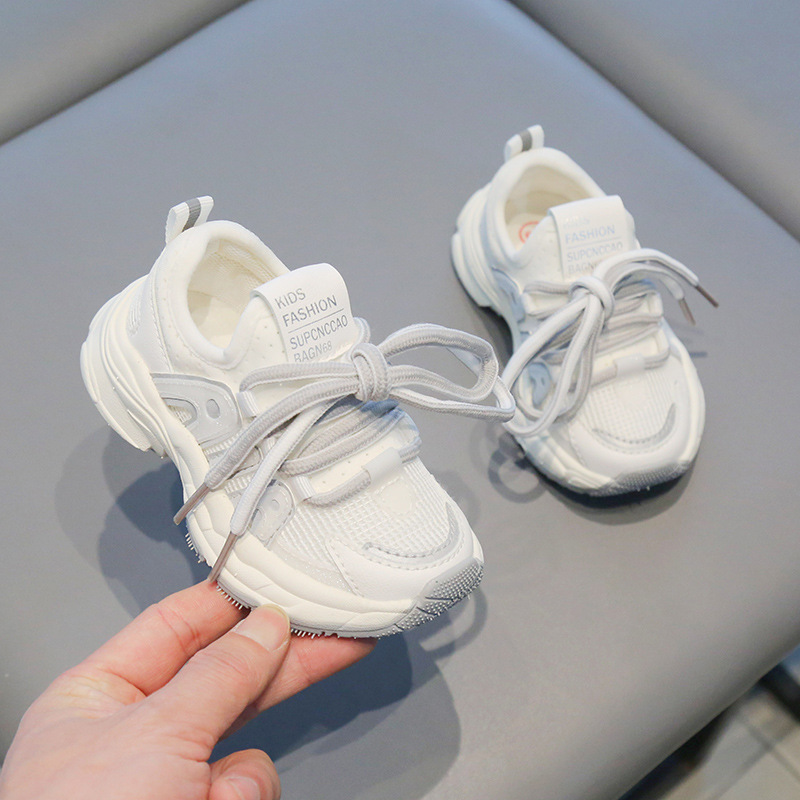 Zapatos de bebé, zapatos para niños, un año y medio, tesoro femenino, zapatos de otoño, 1-3-5 años, 6 zapatos deportivos transpirables de suela blanda, zapatos para niños