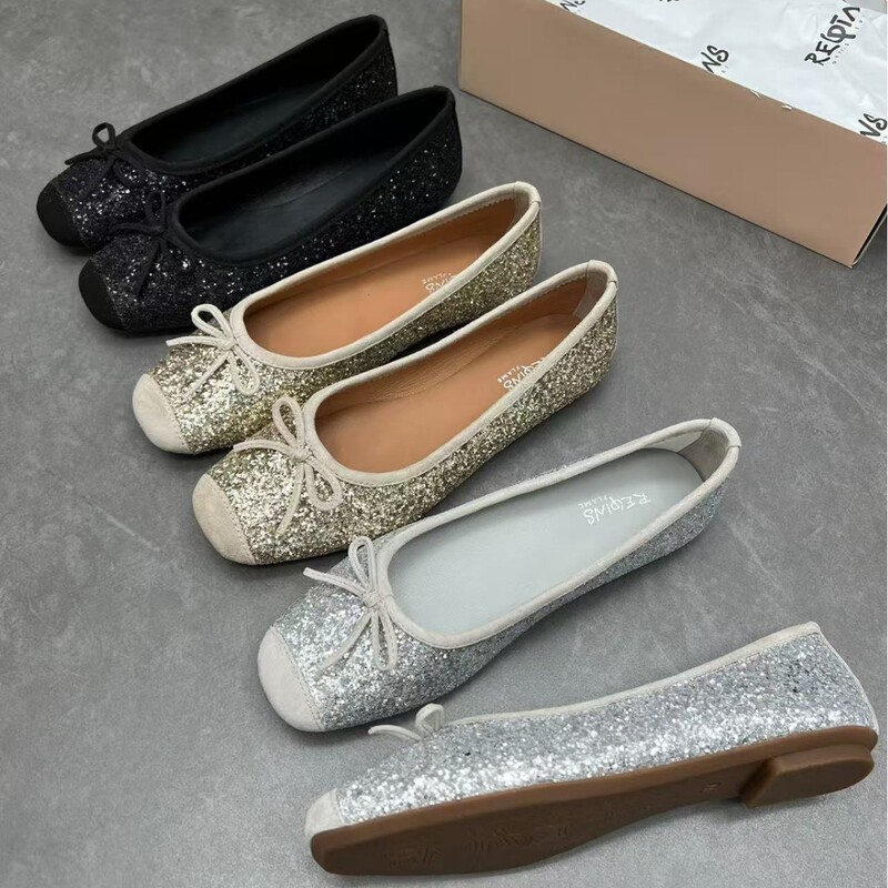 French-style new flat glitter ballet shoes, soft, comfortable, casual, versatile, with bow detail and shallow design French-style new flat glitter ballet shoes, soft, comfortable, casual, versatile, with bow detail and shallow design