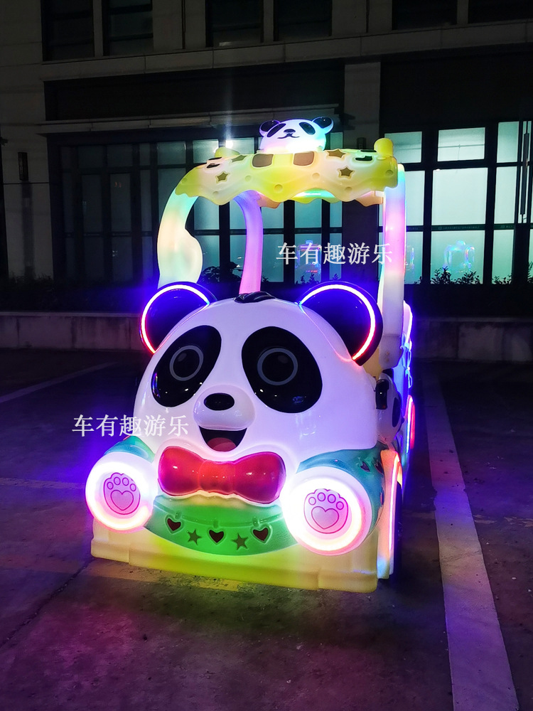 Nuevo modelo de cuatro ruedas de panda de cabeza grande coche de atracción eléctrico para padres e hijos de accidentes de carro de entretenimiento de la plaza escénica