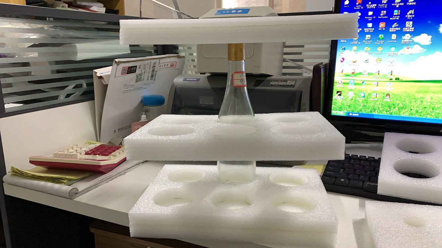 厂家供应白色珍珠棉酒瓶酒坛缓冲包装泡沫/成型异形白色珍珠棉