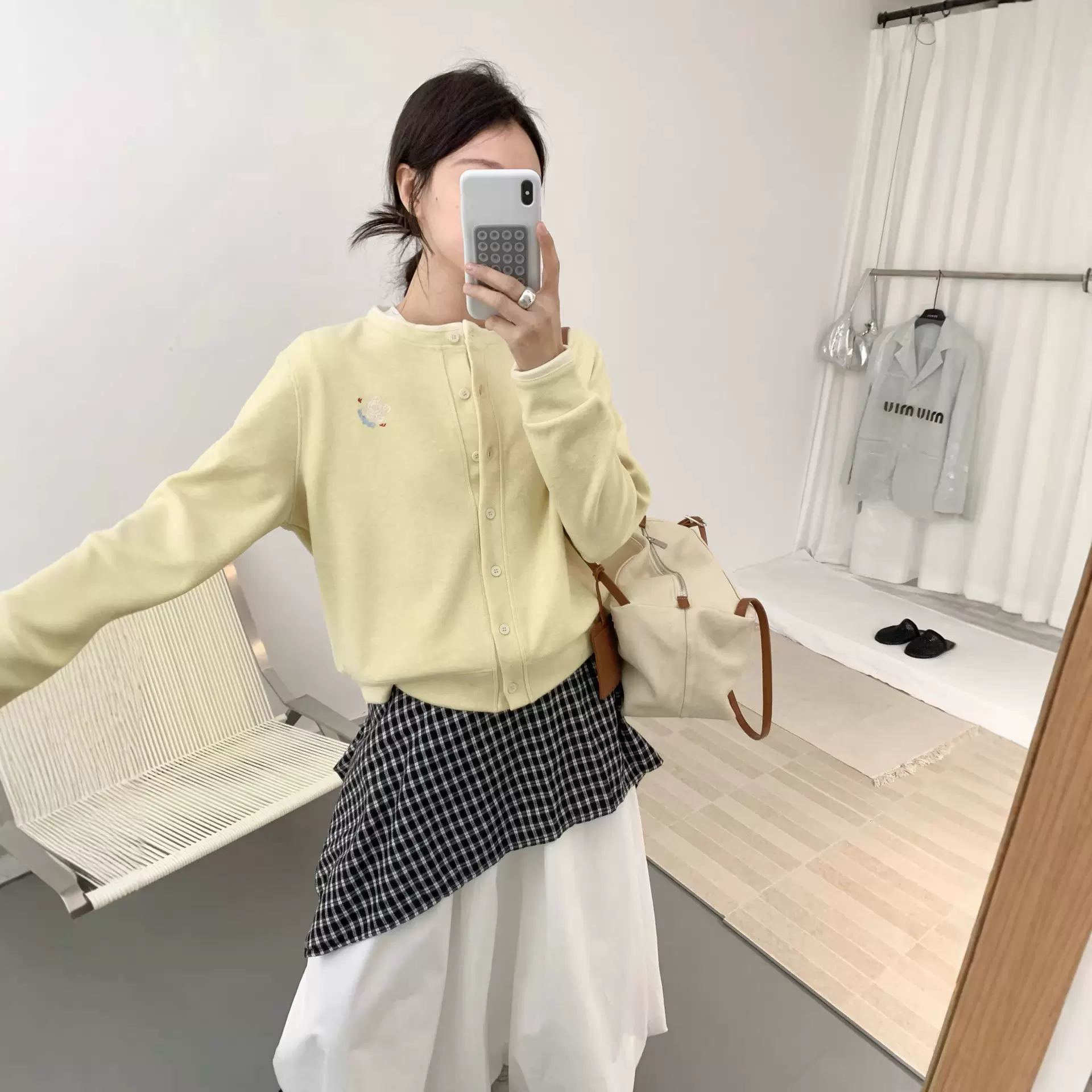 12620卫衣开衫女2026春韩版糯米羊绒小绣花修身开衫即墨厂家批发