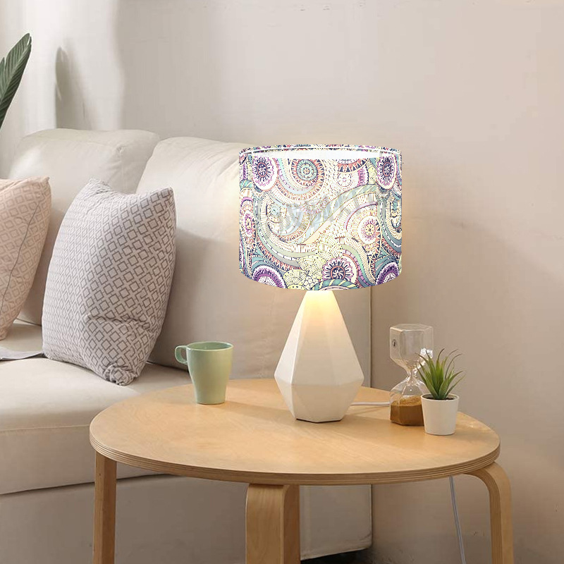 Nueva pantalla de la lámpara de escritorio, patrón de estilo artístico, lámpara de pie desmontable, lámpara de araña E27 de diez centímetros, lámpara de noche, cubierta KD
