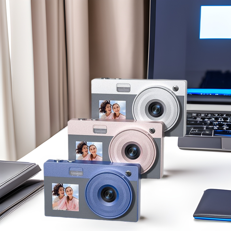 Cross-Border Portable Ccd Digital Camera 2.4inch Student Entry-Level Card Camera Telephoto Travel Portable