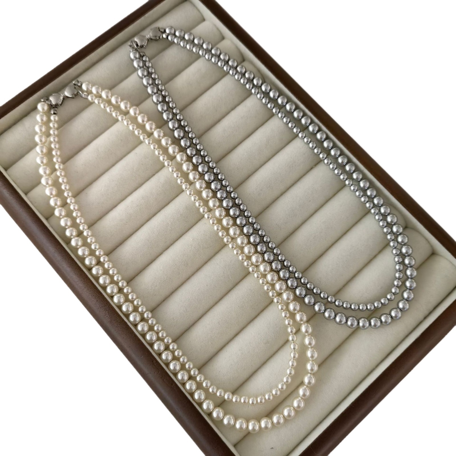 Retro elegant necklace from pearl