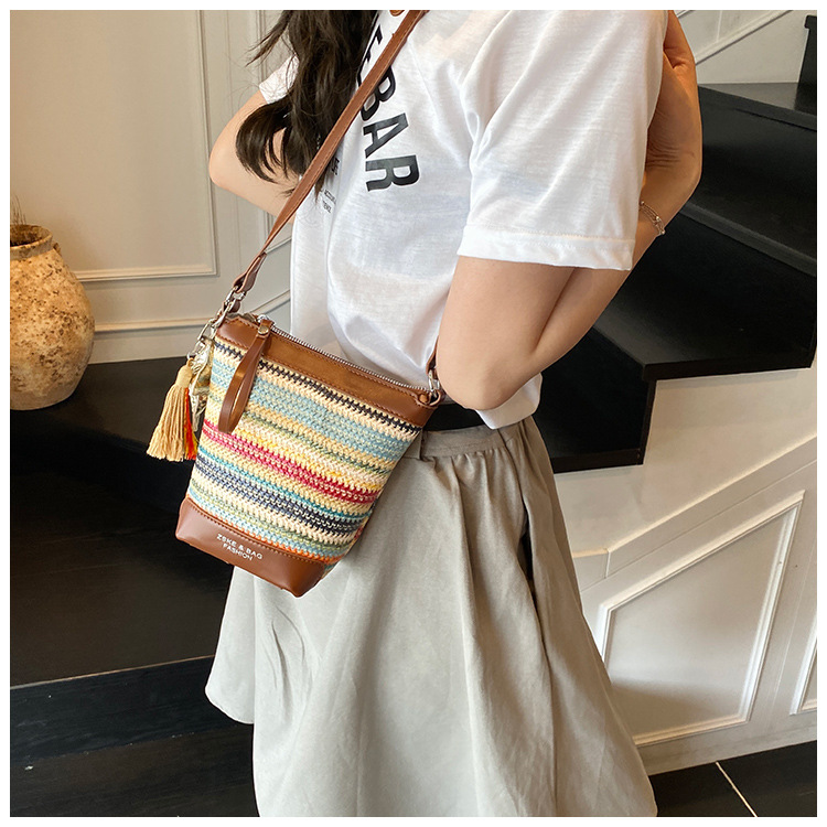 Fashionable straw woven bag for women 2025 summer new trendy woven single-shoulder crossbody women's bag, versatile bucket bag with patchwork undefined