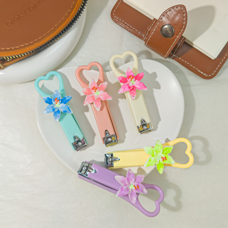 Nail Clippers M60 Creative Cartoon Nail Clippers Adult Anti-Splash Nail Clipper Set Nail Clippers Student Portable Beauty Tool Nail Clippers M60 Creative Cartoon Nail Clippers Adult Anti-Splash Nail Clipper Set Nail Clippers Student Portable Beauty Tool