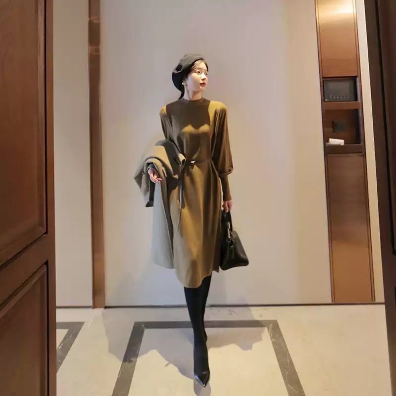 Elegant long woolen knitted woolen dress