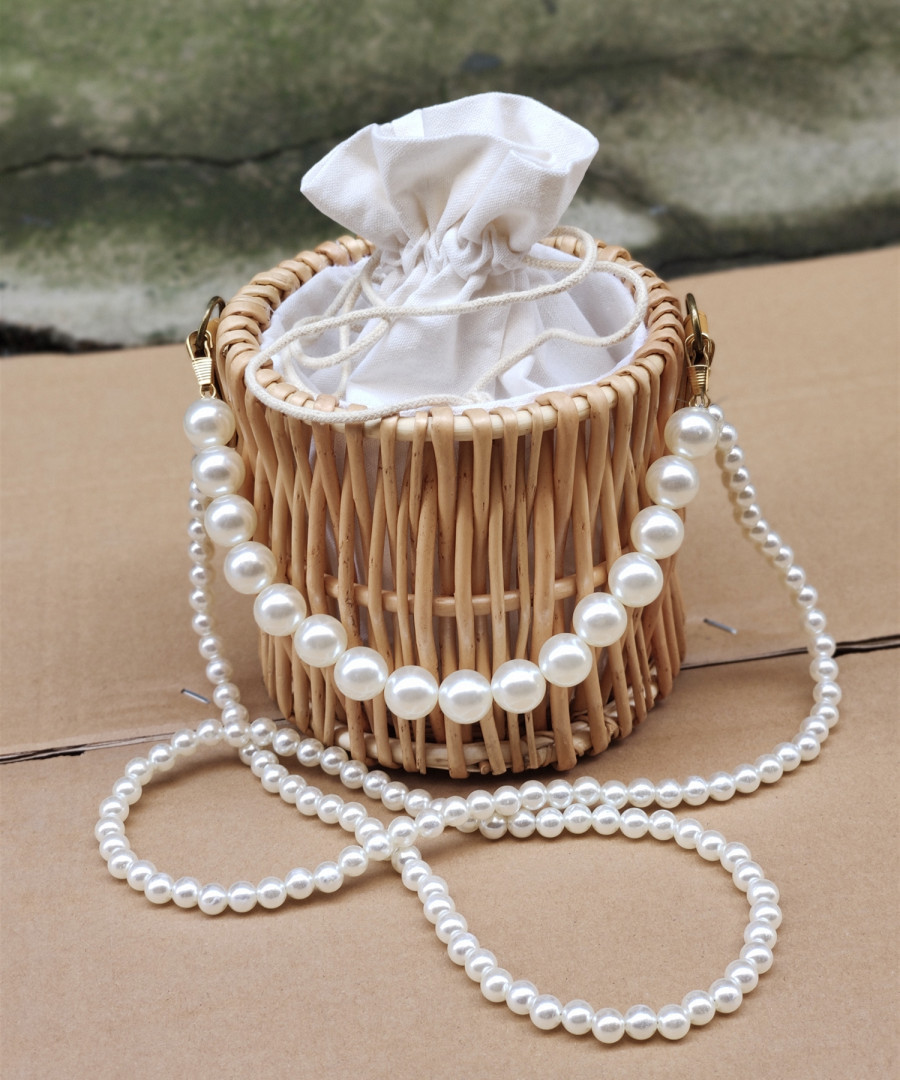 Bolso de paja de verano para mujer 2021 Nuevo bolso de celebridad de Internet bolso de perlas bolsa de ratán de regalo de mano bolsa de cubo de playa