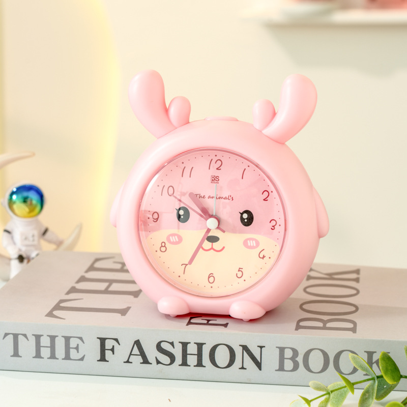 Fábrica directa de cuerno de ciervo despertador de dibujos animados color caramelo silencioso con lámpara despertador para estudiantes WenChuang pequeño despertador especial