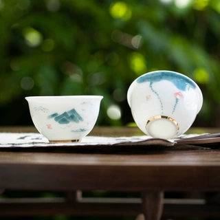 羊脂玉手绘山水品茗杯釉下彩功夫茶杯40ml单个陶瓷茶具白瓷小茶碗