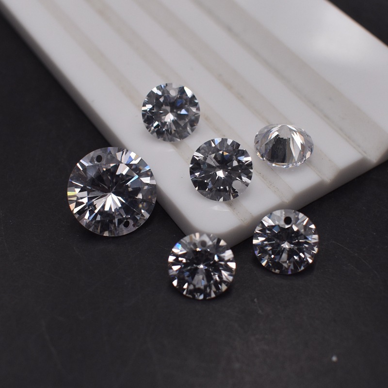 白色圆形单孔双孔宝石