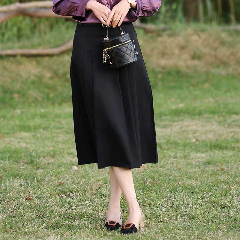 Qianbai Yilian Mom's Wear 2025 Новая юбка с высокой талией Простая модная плиссированная юбка с драпировкой Облегающая расклешенная юбка.