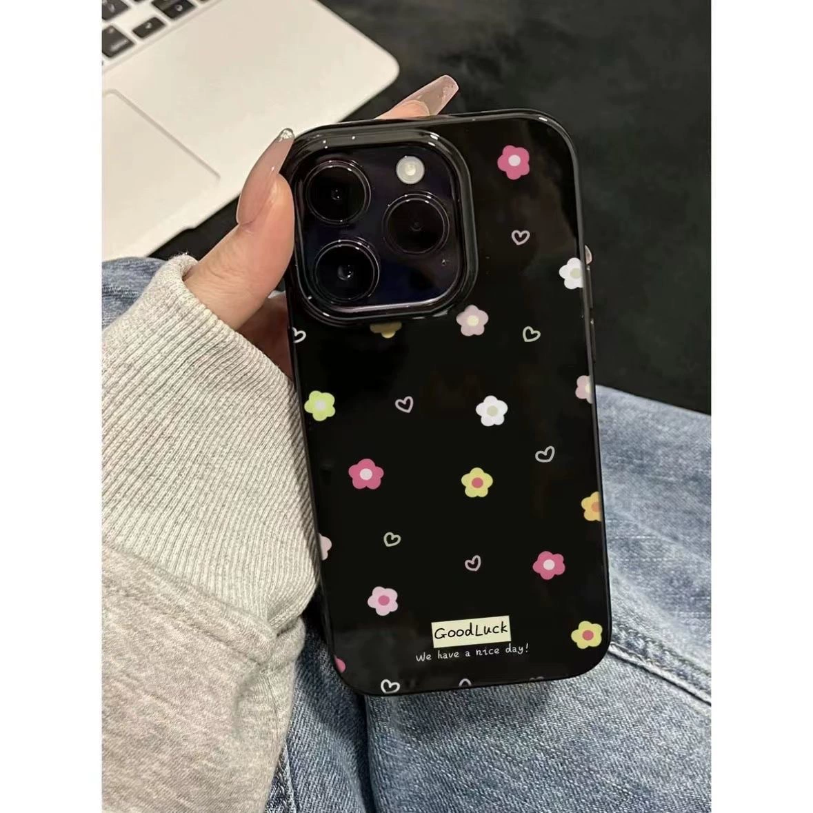 Чехол для телефона (Apple) желейный с цветочным узором — совместим с iPhone 12 Pro и серией iPhone 15, лёгкий