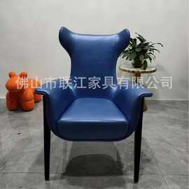 北欧轻奢休闲现代椅子设计师客厅单人沙发意式极简皮艺实木老虎椅