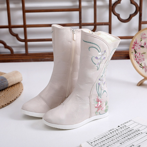  hanfu with cotton boots shoes embroidered shoes wholesale high ancient Chinese hanfu shoes drama