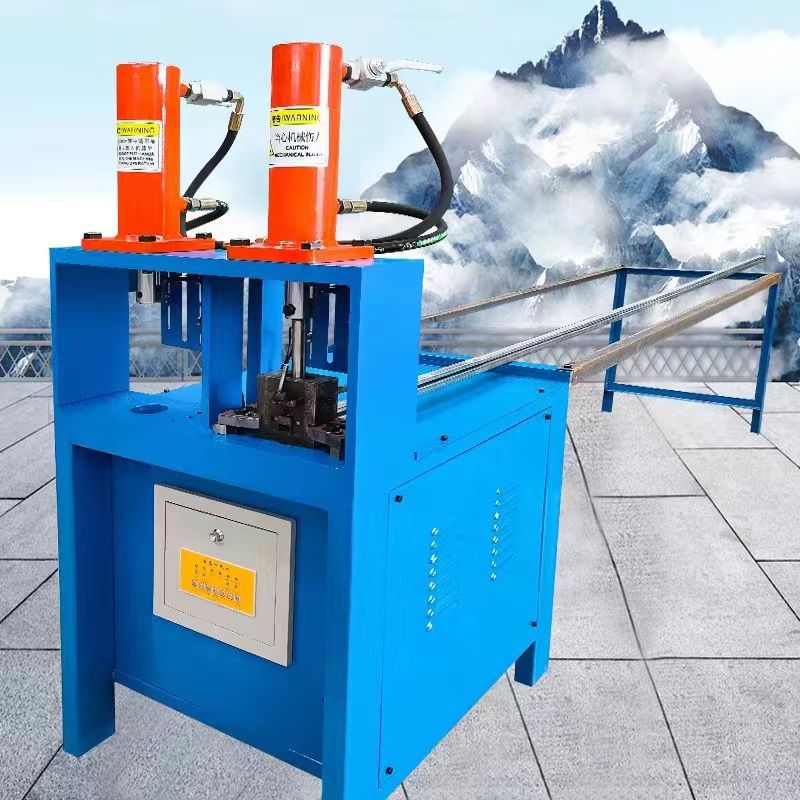 方管角铁槽钢光伏冲孔机电动自动冲弧打孔机全自动冲孔切断一体机