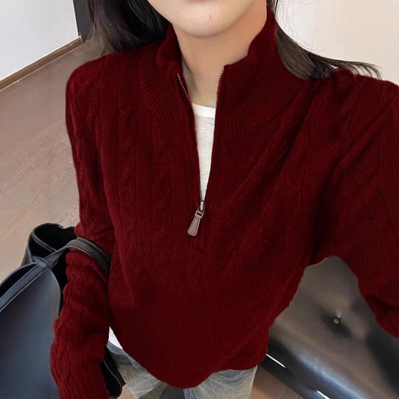 Autumn and Winter New Loose Slimming Fashionable Versatile Base Sweater with a Sense of Design, Half-Zip High-Neck Knit Top for Women