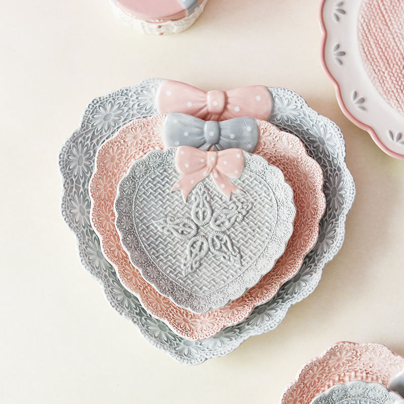 American Style Creative Home Furnishing Ceramic Plate Love Shape Shallow Dish Dish Room Living Room Dining Table Decoration Ornaments