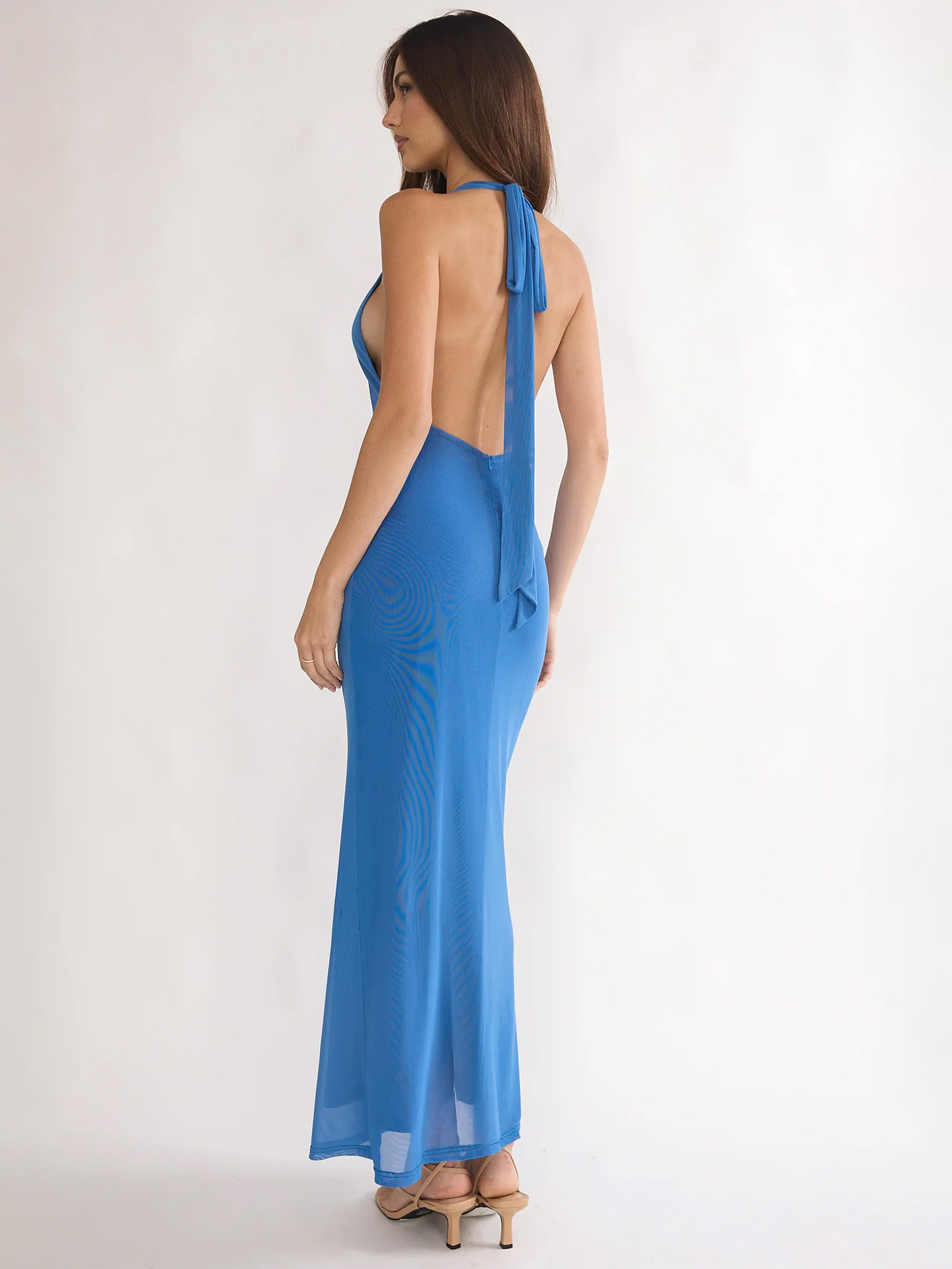 Elegant Deep V-Neck Backless Long Dress With Gold Accents - Stylish Sleeveless Bodycon Dress For Women​_ecoleips.com