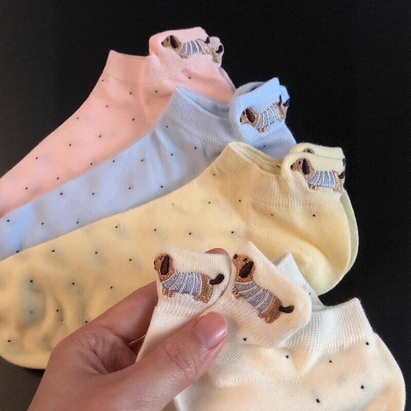 夏の女性のショートソックスダックスフント犬刺繍多用途春と夏の女の子薄い浅い口の靴下メッシュ通気性|undefined