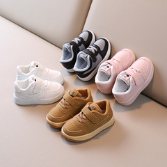 Autumn new children's sports shoes, boys' leather low-top sneakers, girls' soft-soled toddler shoes, baby white shoes