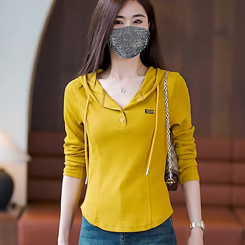 Chic and Versatile Long-Sleeve Embroidered Hooded Sweatshirt for Women - Spring Casual Stylish Fashion Top for a Slimming and Youthful Look